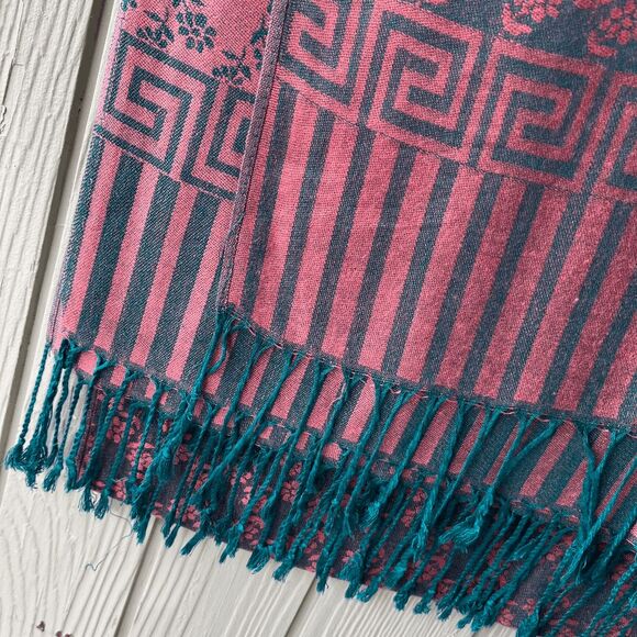 100% Pashmina Pink Teal Daisy Greek Key Jacquard Fringe Scarf Shawl NWOT - Picture 5 of 7